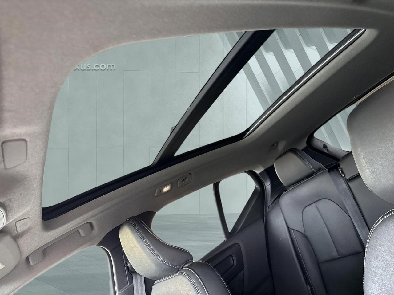 2025 Volvo XC40 Plus Bright Theme San Antonio TX