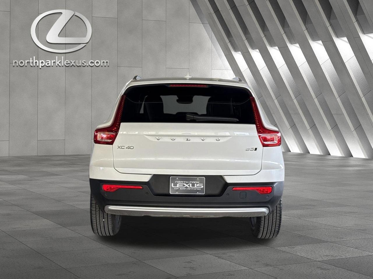 2025 Volvo XC40 Plus Bright Theme San Antonio TX