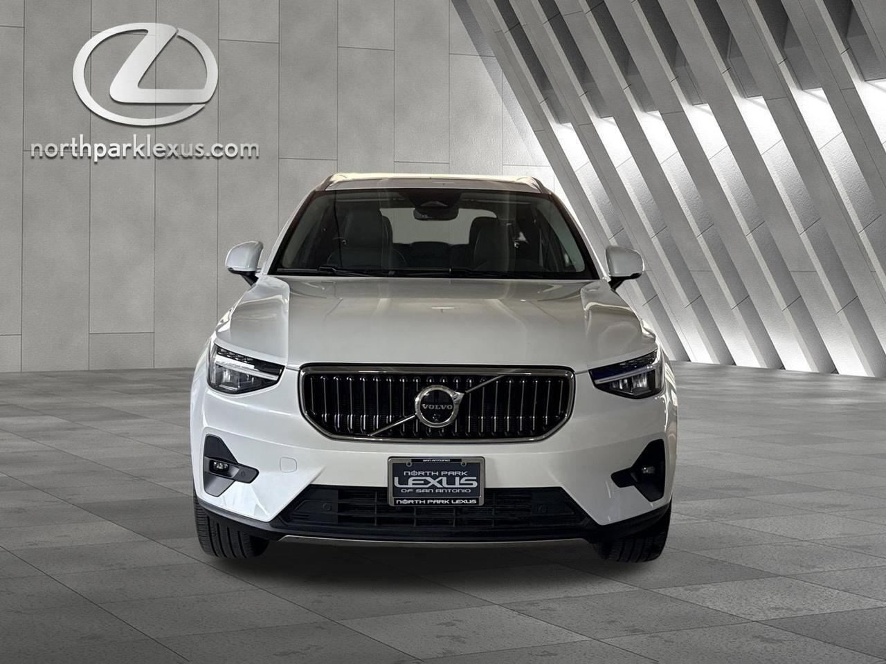2025 Volvo XC40 Plus Bright Theme San Antonio TX