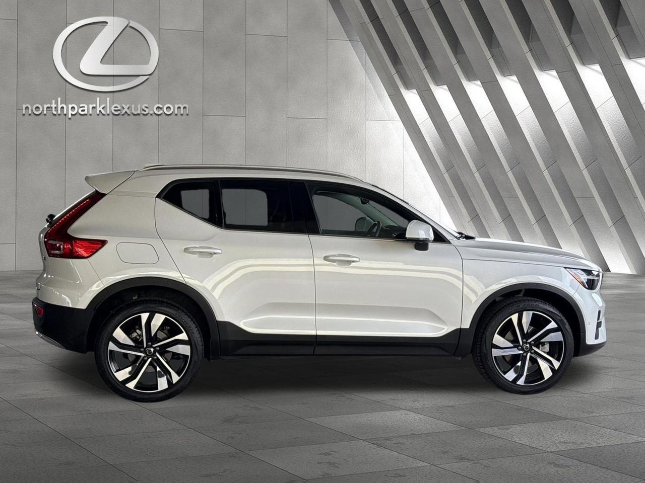 2025 Volvo XC40 Plus Bright Theme San Antonio TX