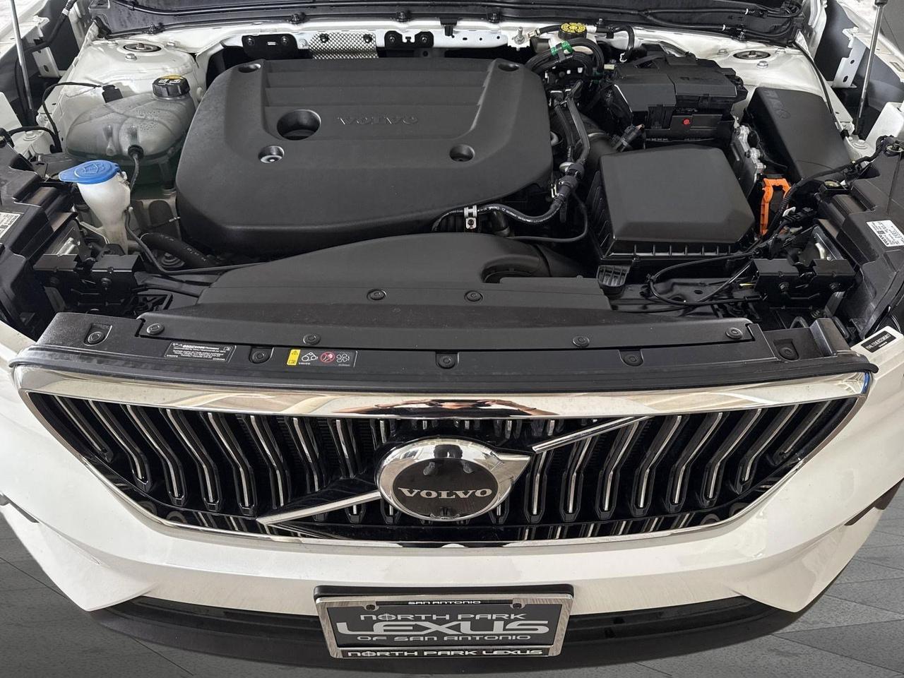 2025 Volvo XC40 Plus Bright Theme San Antonio TX