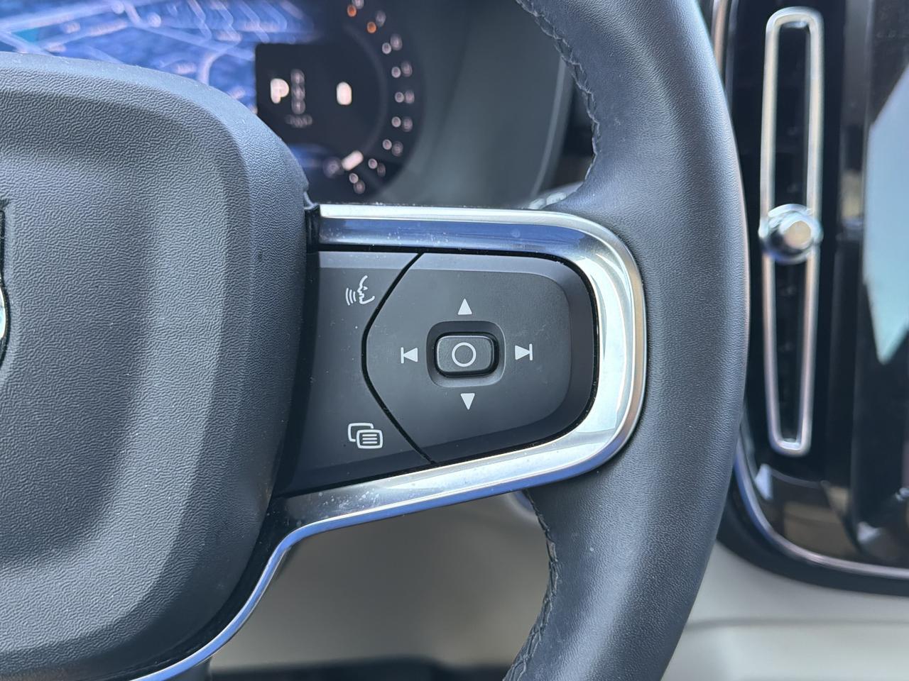 2025 Volvo XC40 Plus Bright Theme San Antonio TX