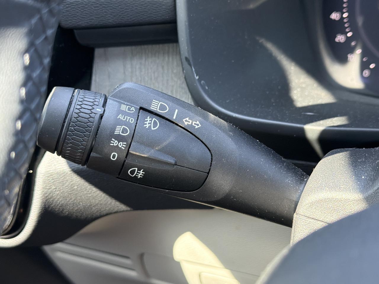 2025 Volvo XC40 Plus Bright Theme San Antonio TX