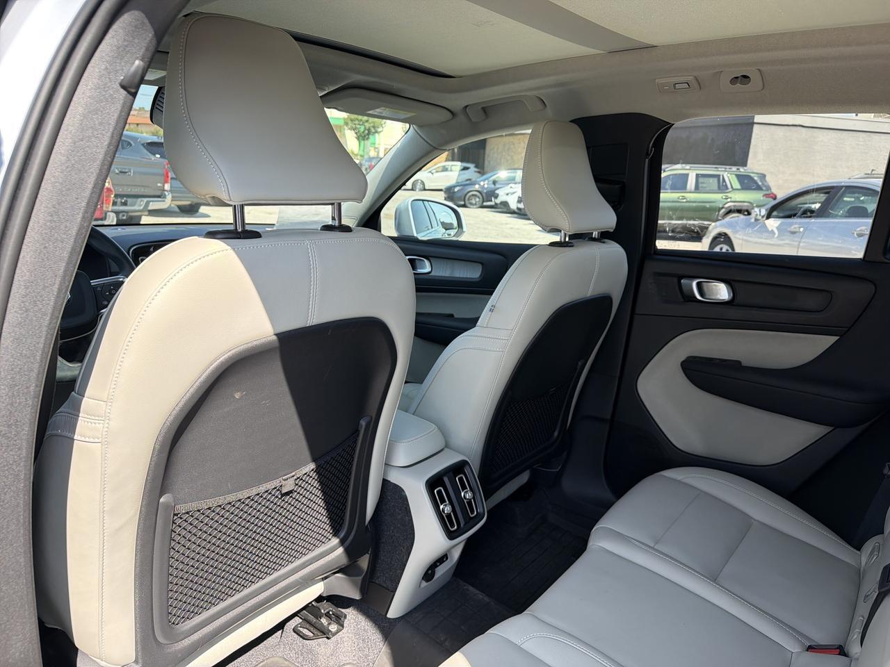 2025 Volvo XC40 Plus Bright Theme San Antonio TX
