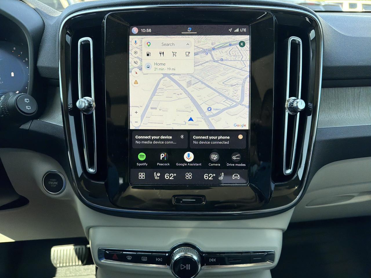 2025 Volvo XC40 Plus Bright Theme San Antonio TX