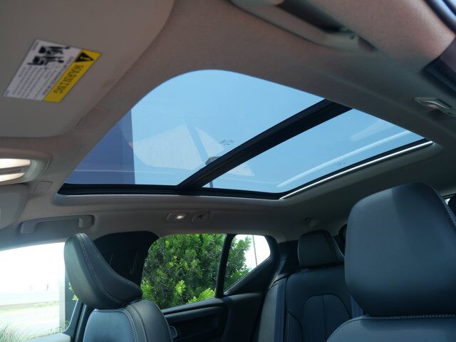 2025 Volvo XC40 Plus Dark Theme San Juan TX