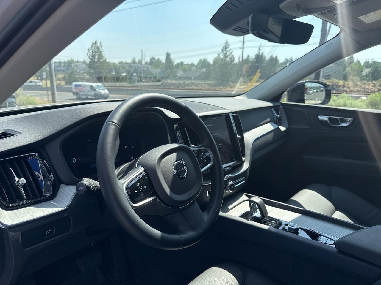 2025 Volvo XC60 Bend OR