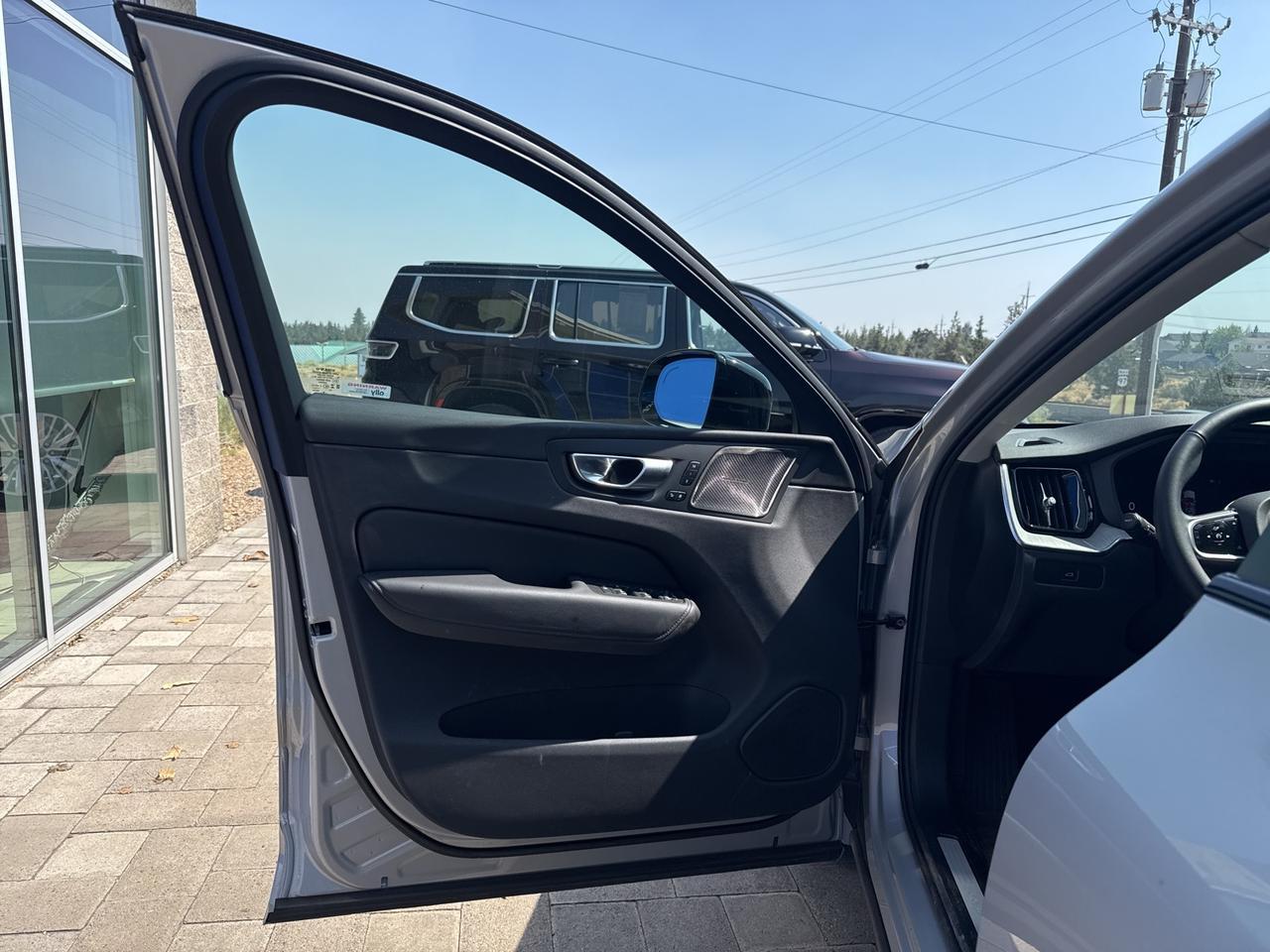 2025 Volvo XC60 Bend OR
