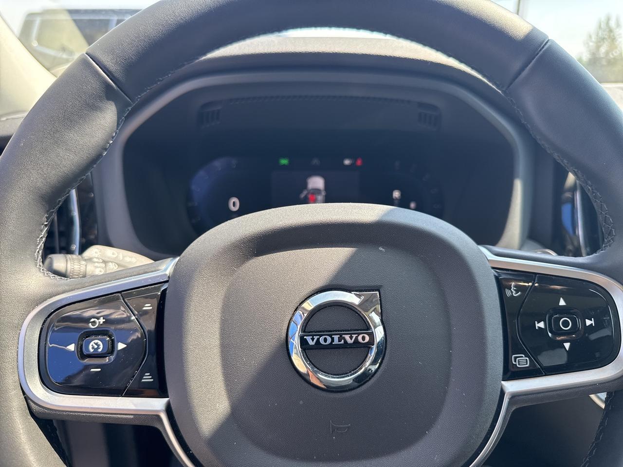 2025 Volvo XC60 Bend OR