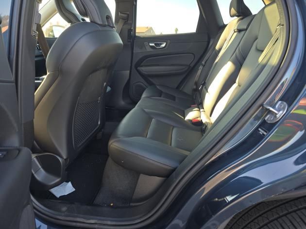 2025 Volvo XC60 2025 Volvo XC60 B5 Hybrid AWD CORE | High Performance Audio * Portland OR