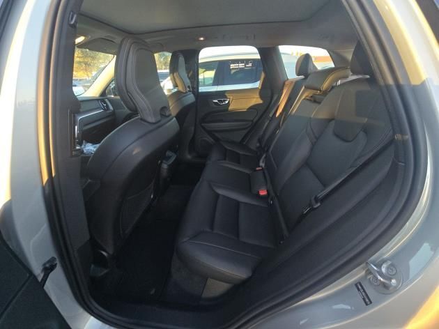 2025 Volvo XC60 2025 Volvo XC60 B5 Hybrid AWD CORE | High Performance Audio, Climate * Portland OR