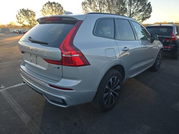 2025 Volvo XC60 2025 Volvo XC60 B5 Hybrid AWD CORE | High Performance Audio, Climate * Portland OR