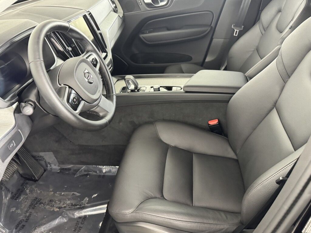 2025 Volvo XC60 AWD Plus Maumee OH