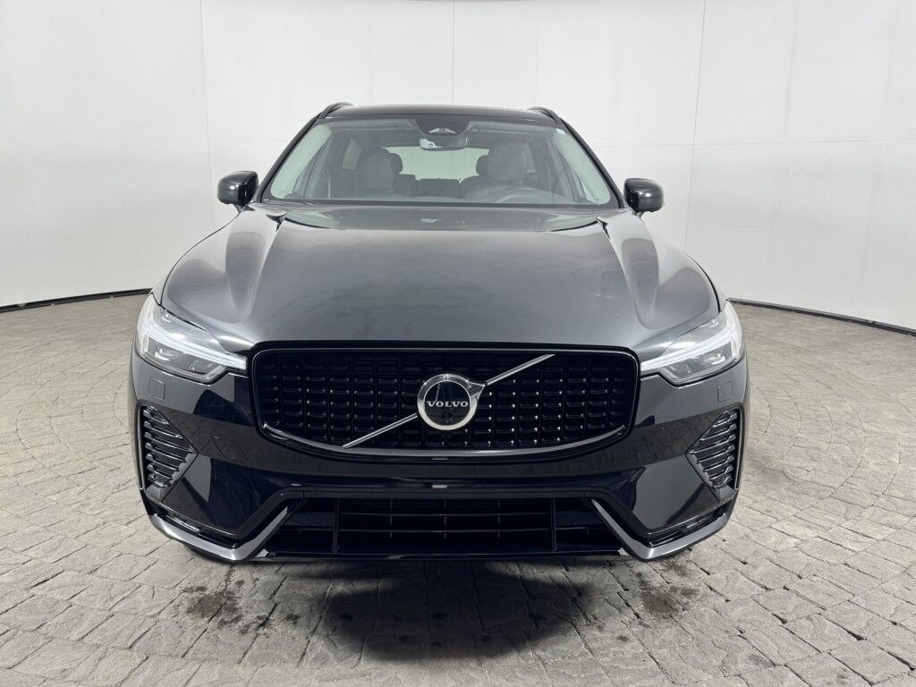 2025 Volvo XC60 AWD Plus Maumee OH