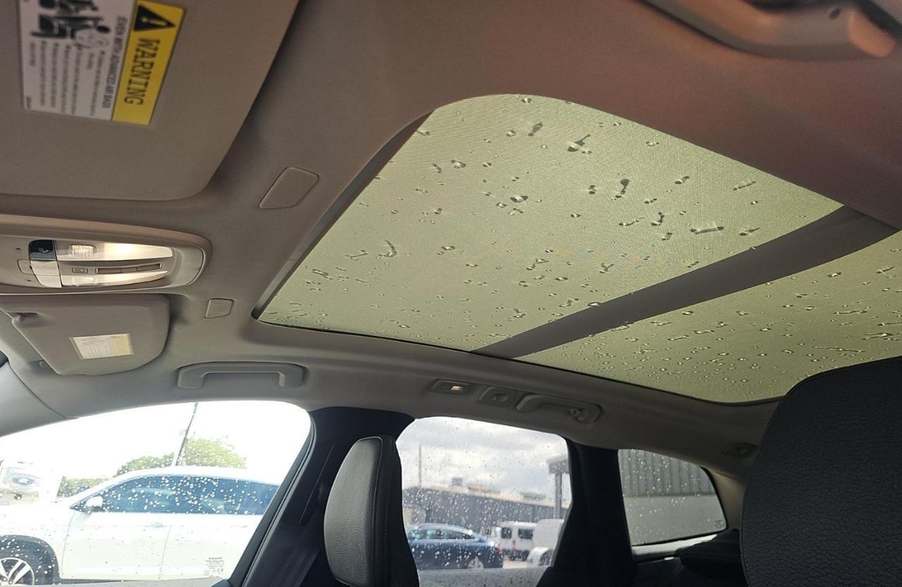 2025 Volvo XC60 B5 AWD Hybrid PLUS w/High Performance Audio, Pilot Assist, 360 Cam, 4 Heated Seats & Wheel Portland OR