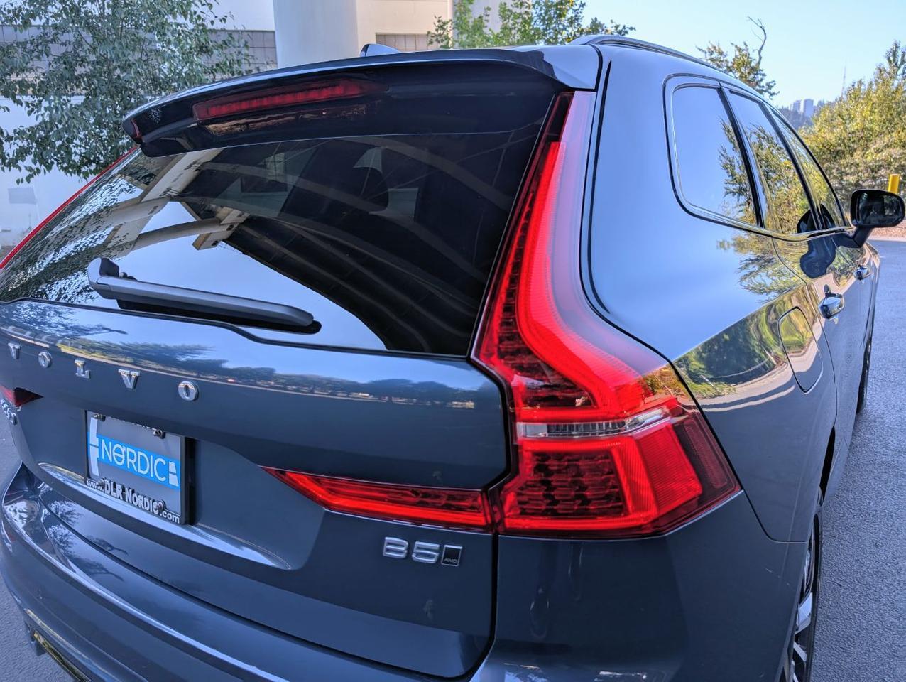 2025 Volvo XC60 B5 AWD Hybrid PLUS w/High Performance Sound, Pilot Assist, 360 Cam, 4 Heated Seats & Wheel Portland OR
