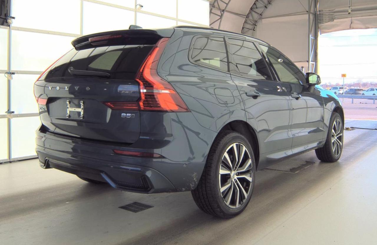 2025 Volvo XC60 B5 AWD Hybrid PLUS w/Hight Performance Sound, Pilot Assist, 360 Cam, 4 Heated Seats & Wheel Portland OR