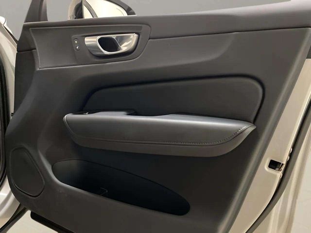 2025 Volvo XC60 B5 Core Dallas TX