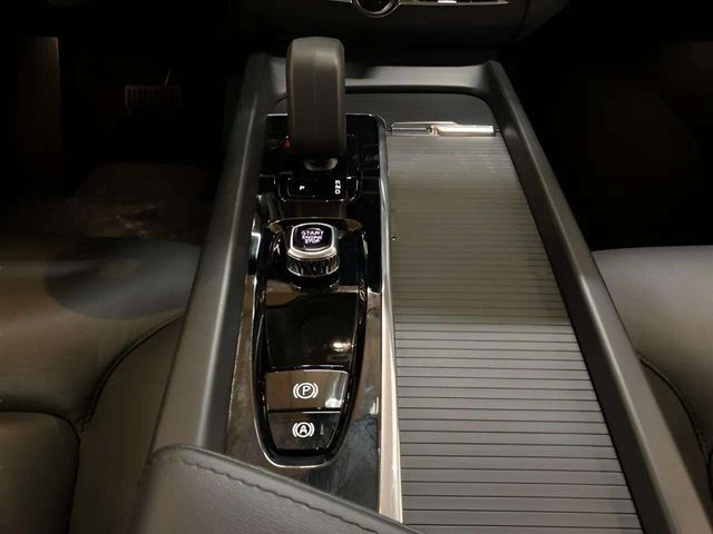 2025 Volvo XC60 B5 Core Dallas TX
