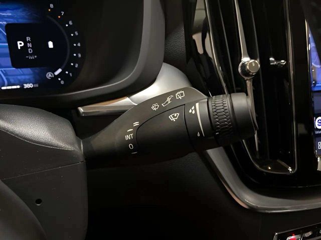 2025 Volvo XC60 B5 Core Dallas TX