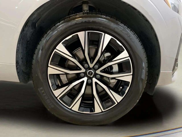 2025 Volvo XC60 B5 Core Dallas TX