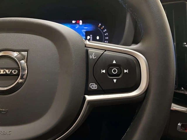 2025 Volvo XC60 B5 Core Dallas TX