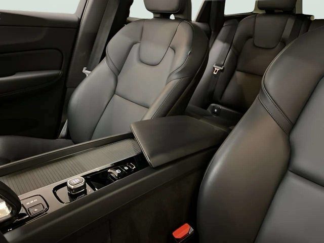 2025 Volvo XC60 B5 Core Dallas TX