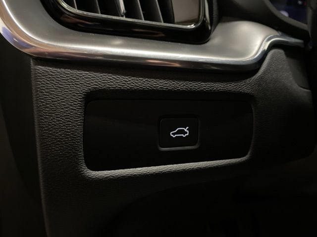 2025 Volvo XC60 B5 Core Dallas TX