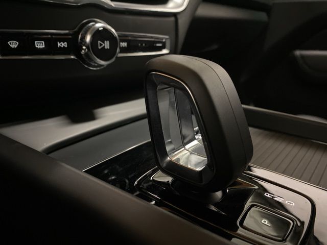 2025 Volvo XC60 B5 Core Dallas TX