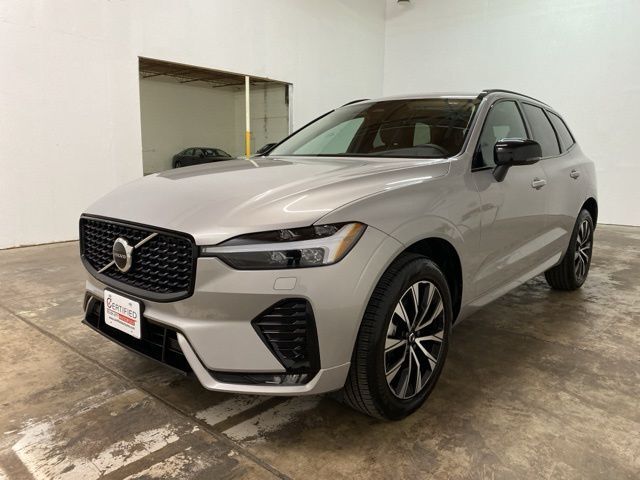 2025 Volvo XC60 B5 Core