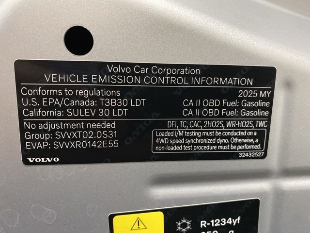 2025 Volvo XC60 B5 Core Dallas TX