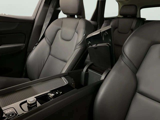 2025 Volvo XC60 B5 Core Dallas TX