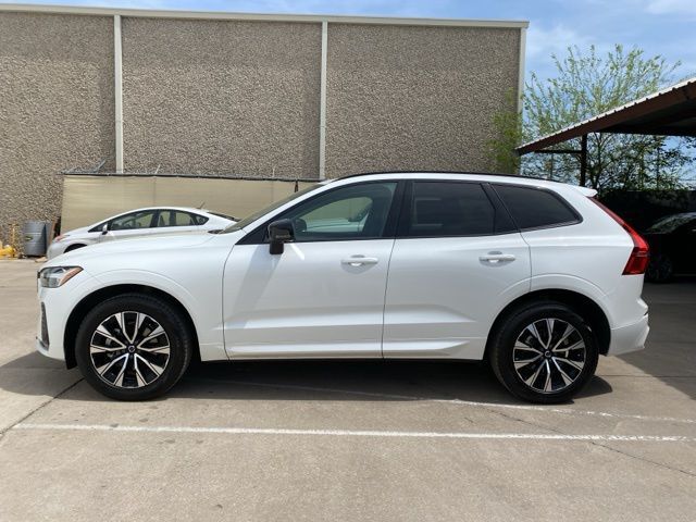 2025 Volvo XC60 B5 Core