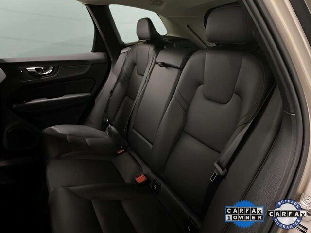 2025 Volvo XC60 B5 Core photo 55