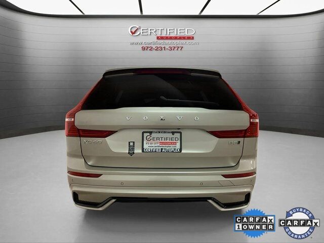 2025 Volvo XC60 B5 Core photo 6