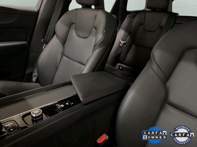 2025 Volvo XC60 B5 Core photo 51