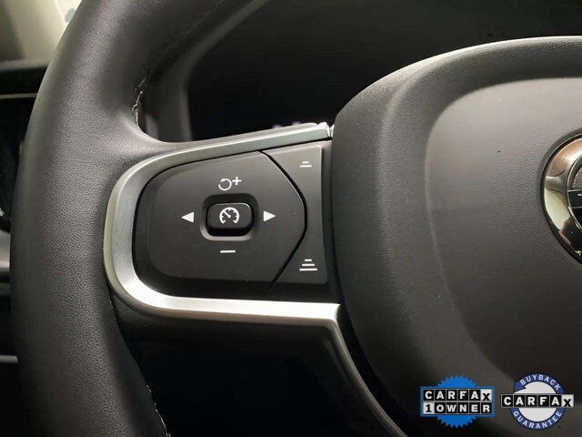 2025 Volvo XC60 B5 Core photo 29