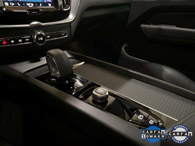 2025 Volvo XC60 B5 Core photo 45