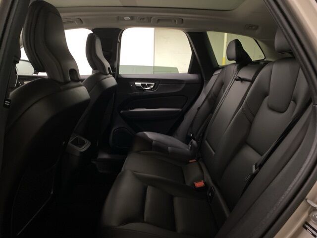 2025 Volvo XC60 B5 Core Dallas TX