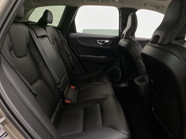 2025 Volvo XC60 B5 Core Dallas TX