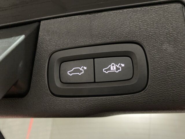 2025 Volvo XC60 B5 Core Dallas TX