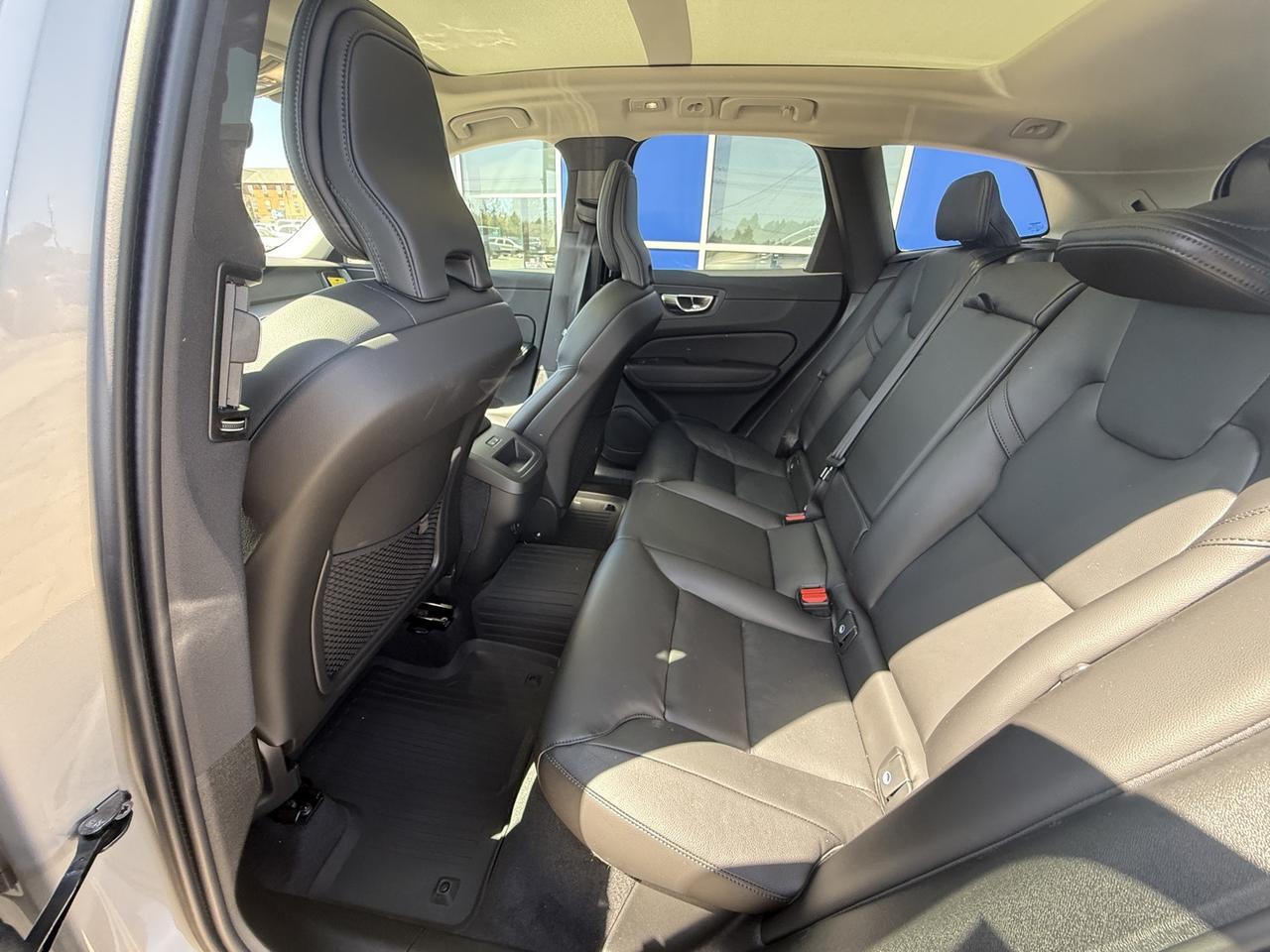 2025 Volvo XC60 B5 Core Bend OR