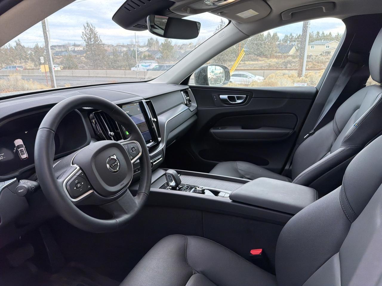 2025 Volvo XC60 B5 Core Bend OR