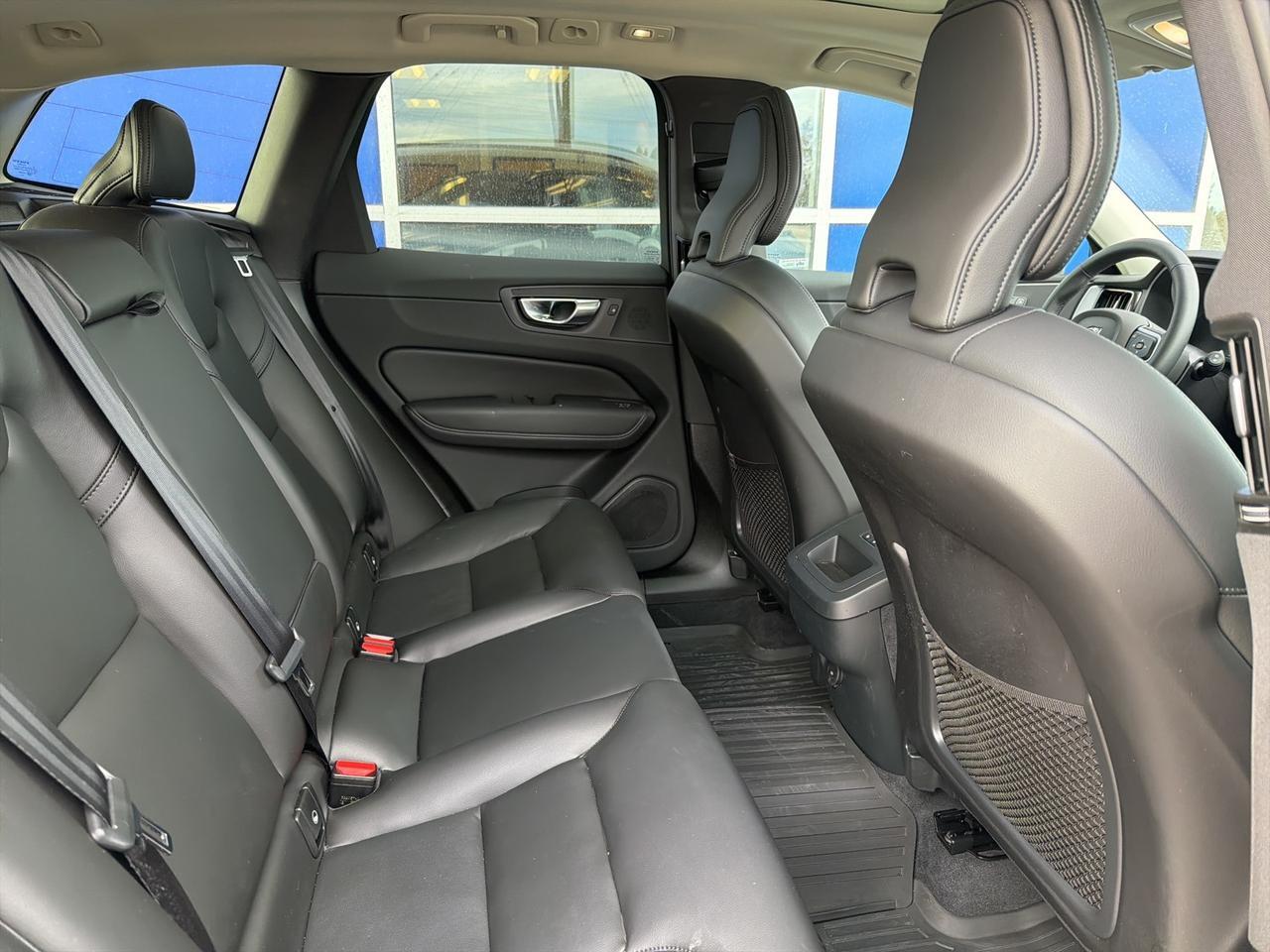 2025 Volvo XC60 B5 Core Bend OR