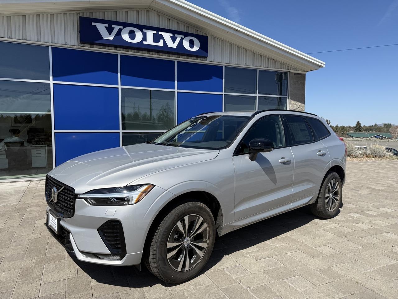 2025 Volvo XC60 B5 Core Bend OR
