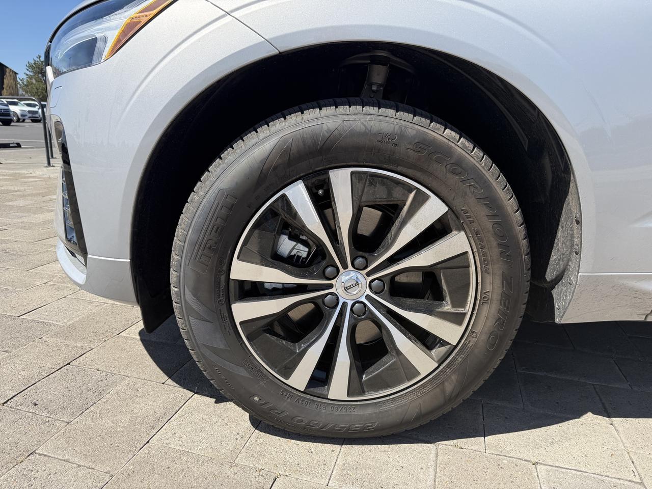 2025 Volvo XC60 B5 Core Bend OR