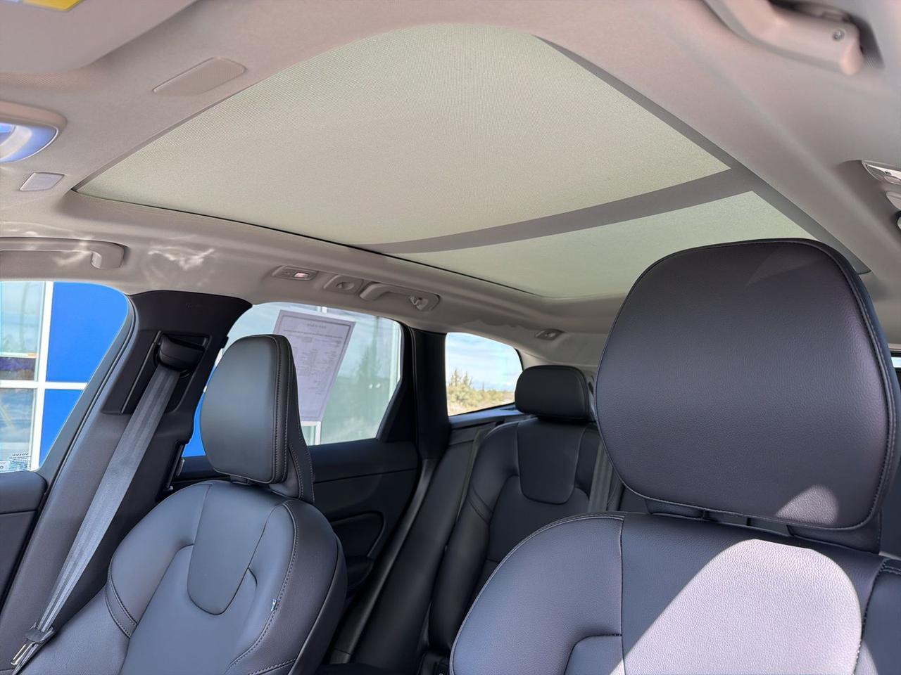 2025 Volvo XC60 B5 Core Bend OR