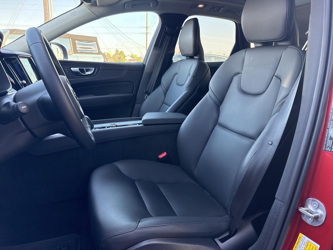 2025 Volvo XC60 B5 Core Bend OR