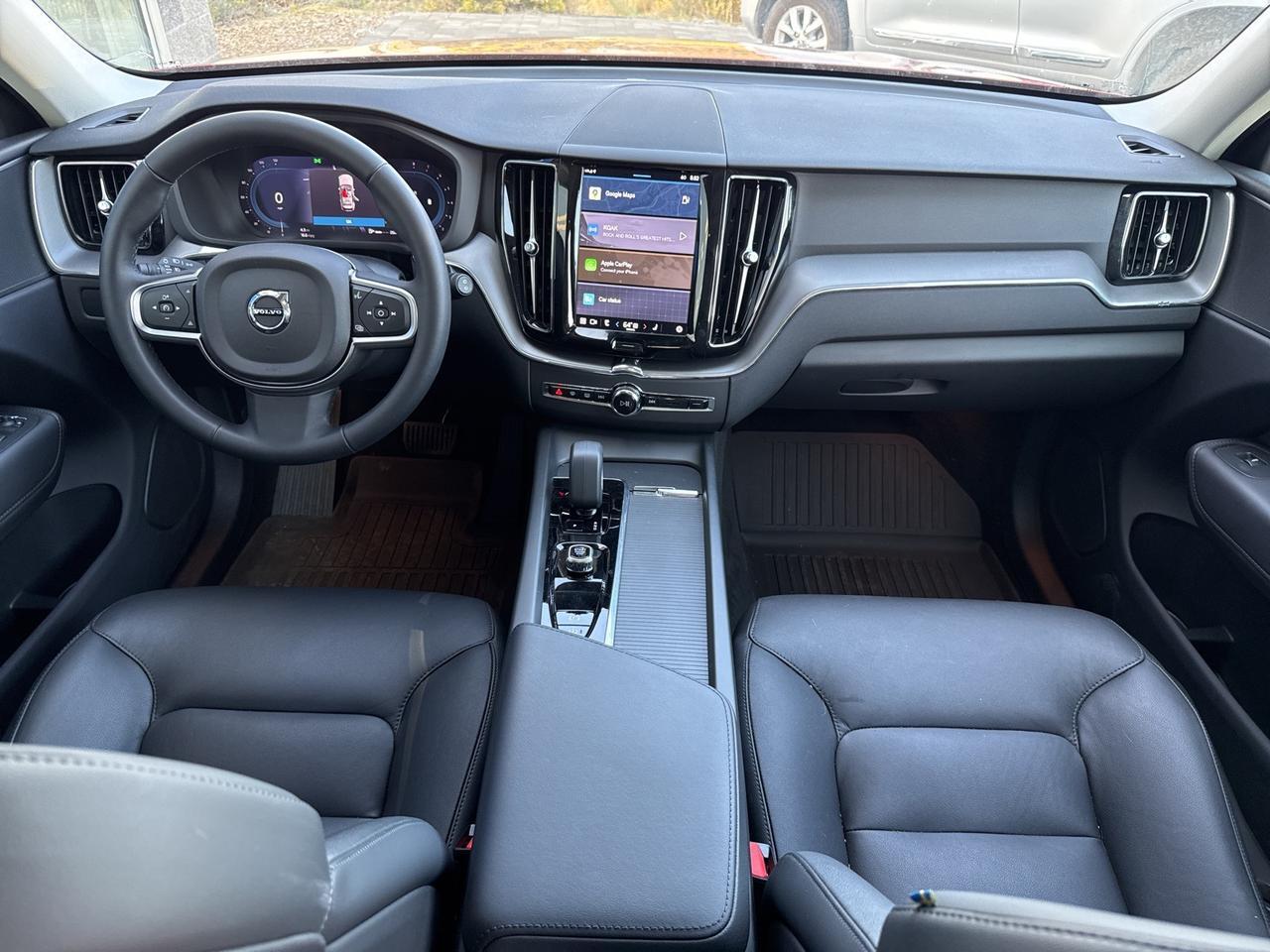 2025 Volvo XC60 B5 Core Bend OR