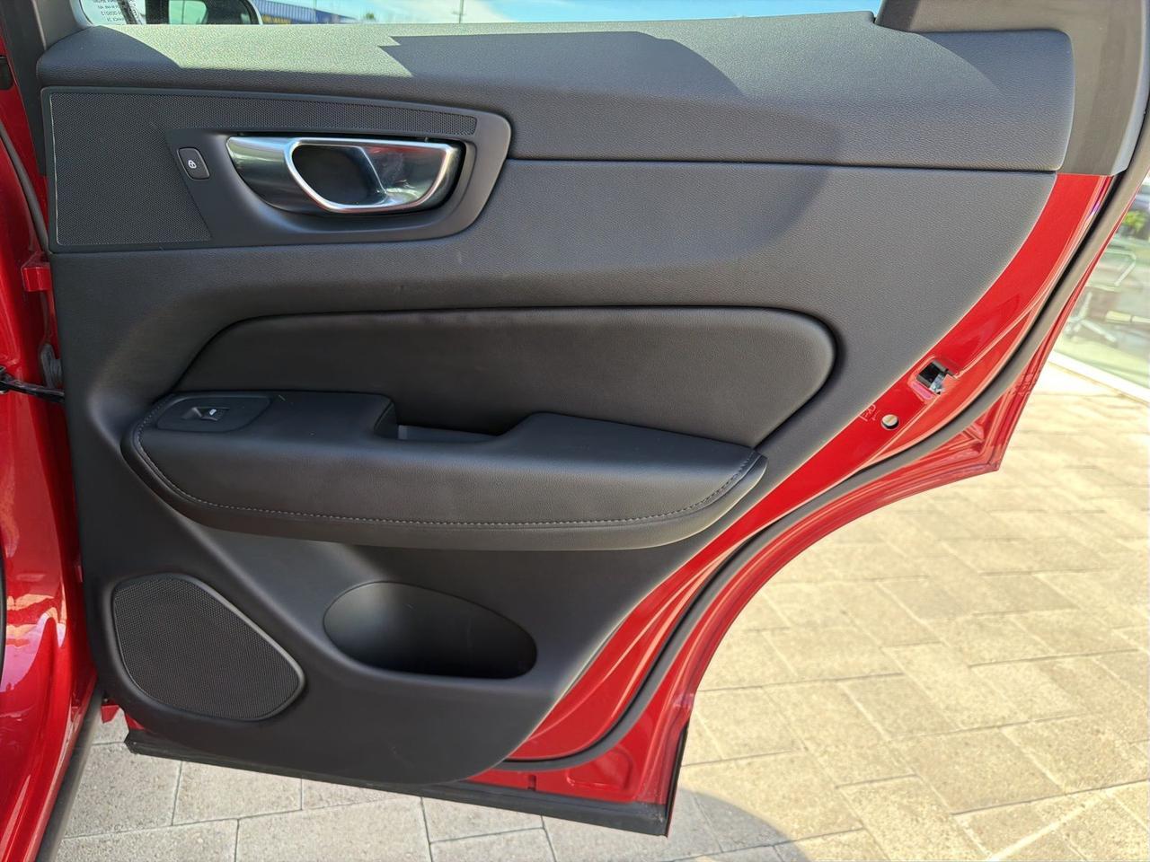 2025 Volvo XC60 B5 Core Bend OR